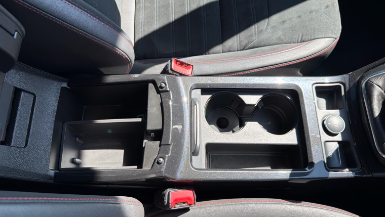 Ford Kuga 1.5 TDCi ST-Line 5dr 2WD Diesel Estate